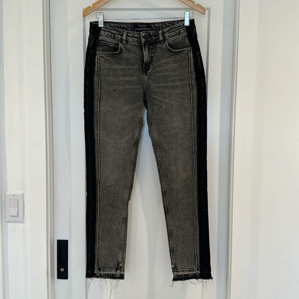 Scotch and soda women’s jeans, special color and great condition, size 27/32
